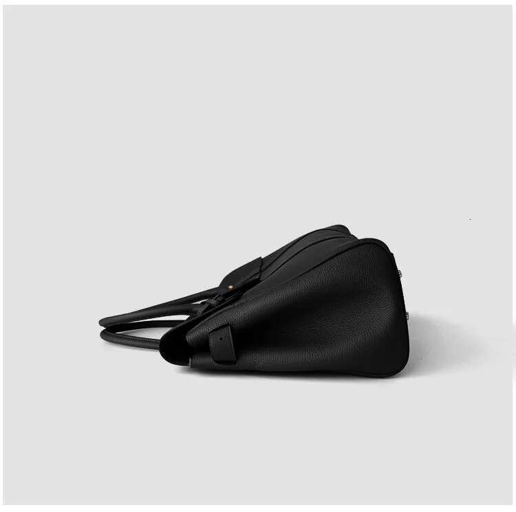 Genuine Leather Tote Layer Cowhide Handbag Winter Top Handle Commute Ladies Handbags Fashion Big Women Bag