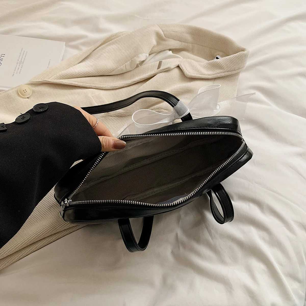 Ribb Design Mini Pu Leather Bottom Bag Suitable for Wen 2024 New Fi Trends Y2K Horizontal Bags Shooter Bags Handbags and Wallets Y250318