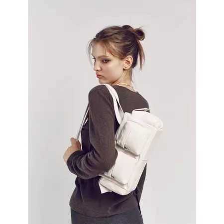 Same motorcycle bag by Samodoh Hg Eun chae same shopping bag on Samodoh Sg Yuqis arm Y250318