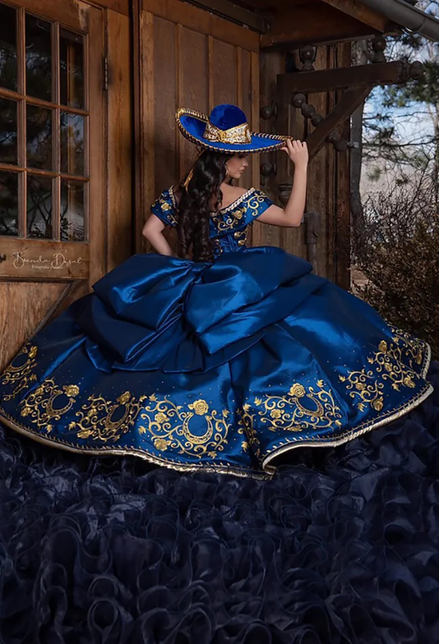 Charro Embroidered Blue Quinceanera Dresses Detachable Train Tiered Off Shoulder Bow Back Corset 15 Girls Party Prom Ball Gown