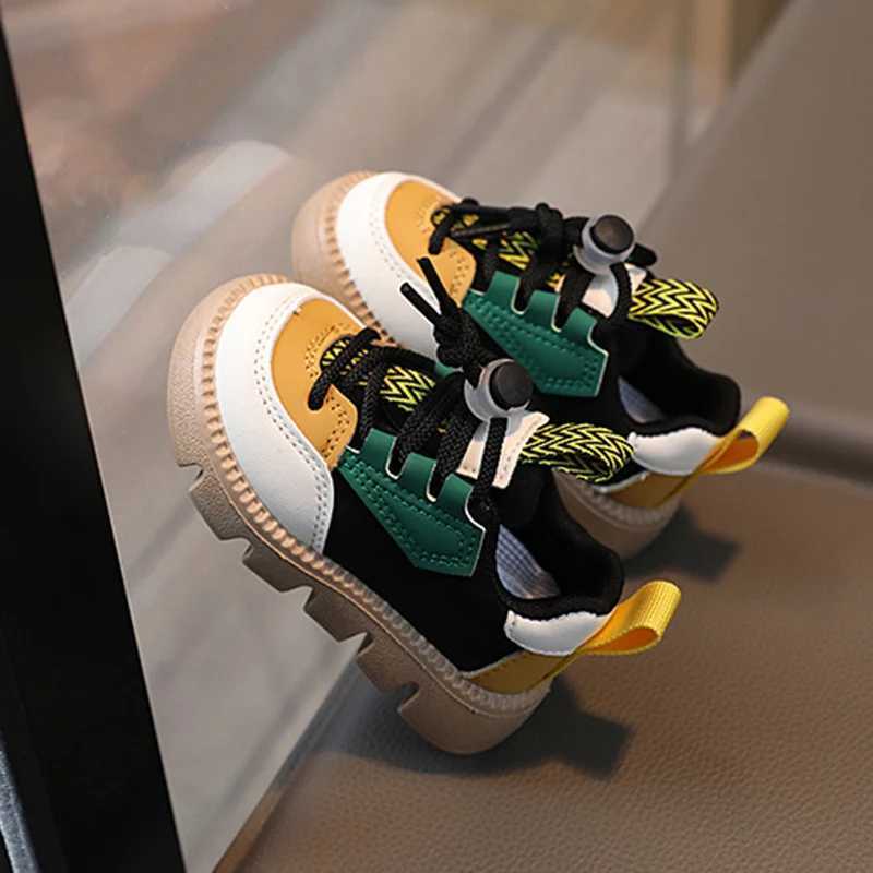 Fashionable childrens sports shoes outdoor sports running Brathable sports shoes for boys and girls childrens non slip casual shoesXJ250318