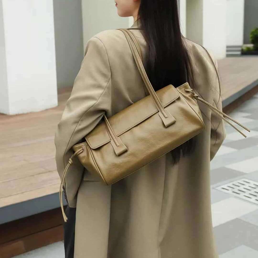 YANATARI genuine leather woman 2025 korean vintage long shoulder bag Handbags ladies high-capacity underarm Bag