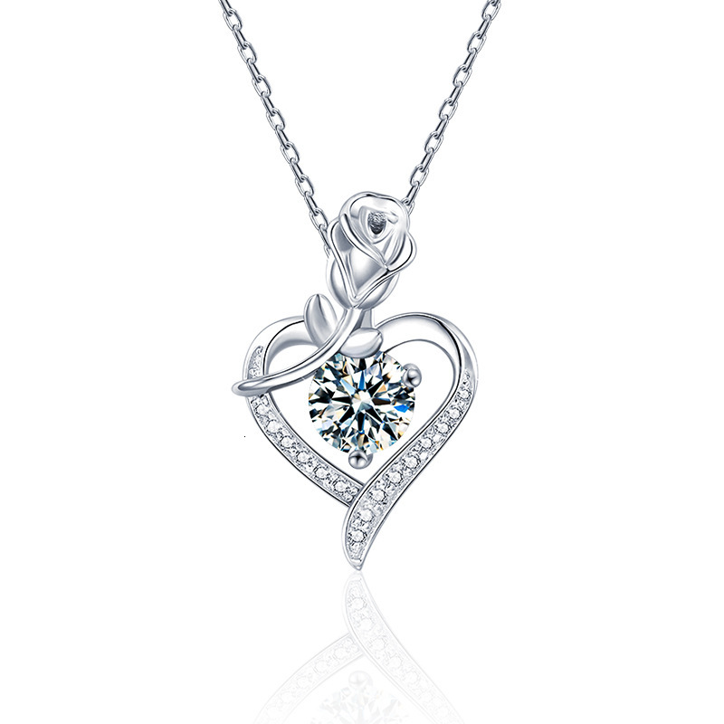 Pure sier heart-shaped rose women's collarbone necklace, moissani dia pendant accessory, high-end feel
