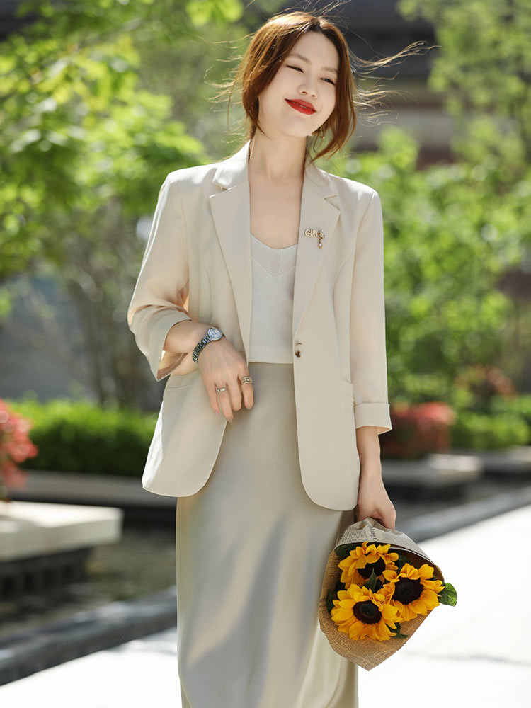 M315Trendy Women's Summer Slim-Fit Suit Coat Fresh Design to Enhance Your Temperament