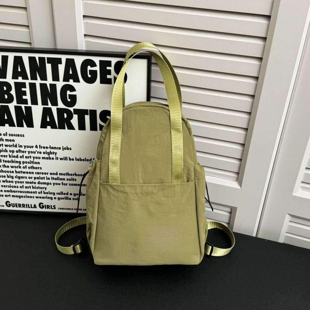 Sports chest bag for men, outdoor multifunctional small backpack, new style for students, simple and lightweight casual crossbody bag for men