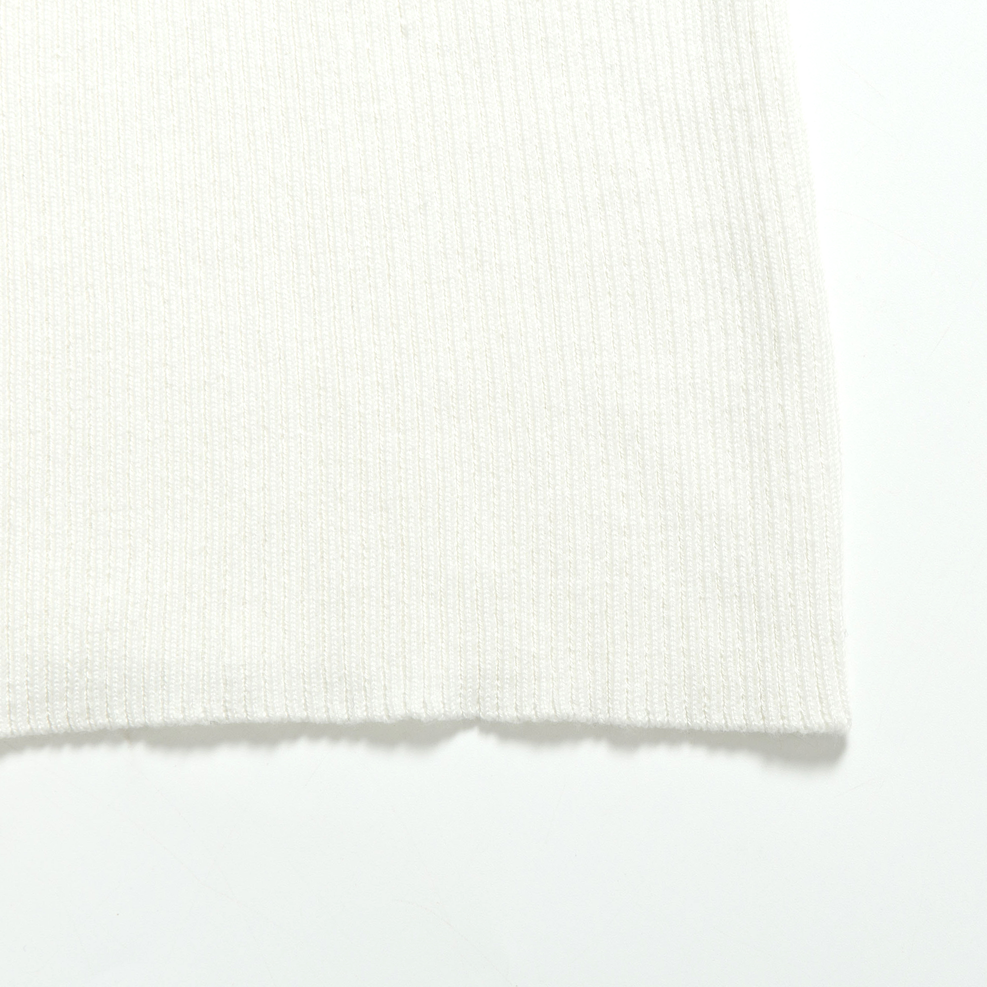 Elegant Ladies' Off-Shoulder Sweater Soft Knit Fashion Statement Piece