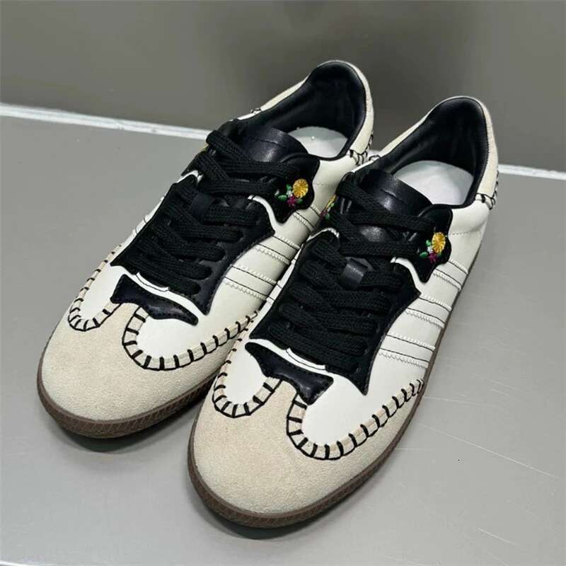 Genuine Leather Embroidery Runway Sport Shoes Flat Heel All Match Casual Trainers Women Designer Mixed Color Sneakers Ins