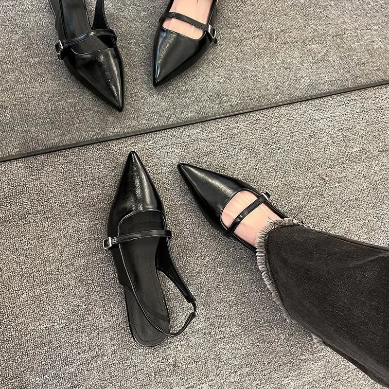 French Flat Black Baotou Sandals Fairy Shoes 2025 Spring and Summer Pointy Diamond Temperament Single Shoes Zapatos De Mujer 250318