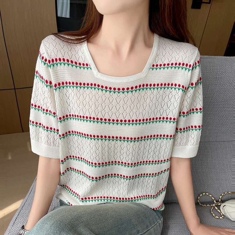 Short Sleeved 2025 Summer New Round Neck Pullover Vest Women's Thin Top Casual Loose Knitted Striped T-Shirt