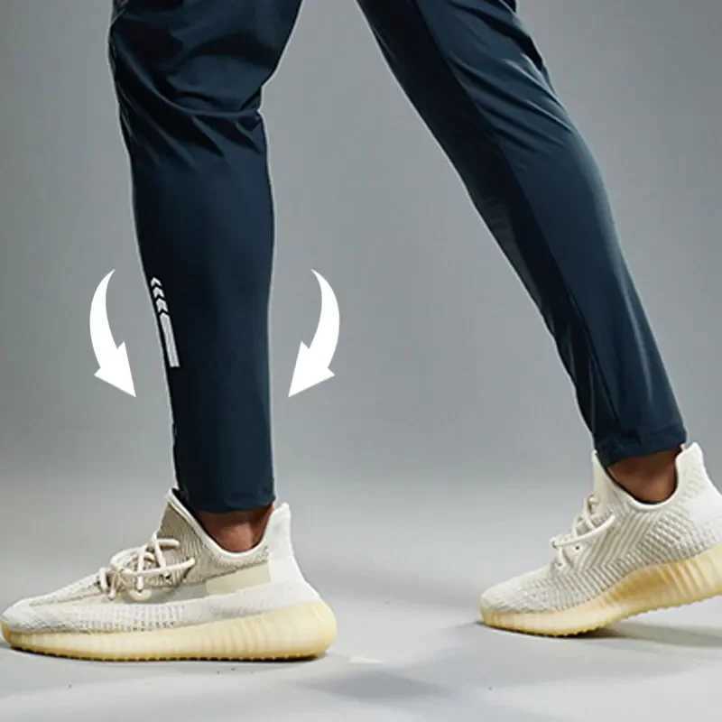 Summer elastic mens running sports pants jogging sports pants casual outdoor training gym sports pants W250318