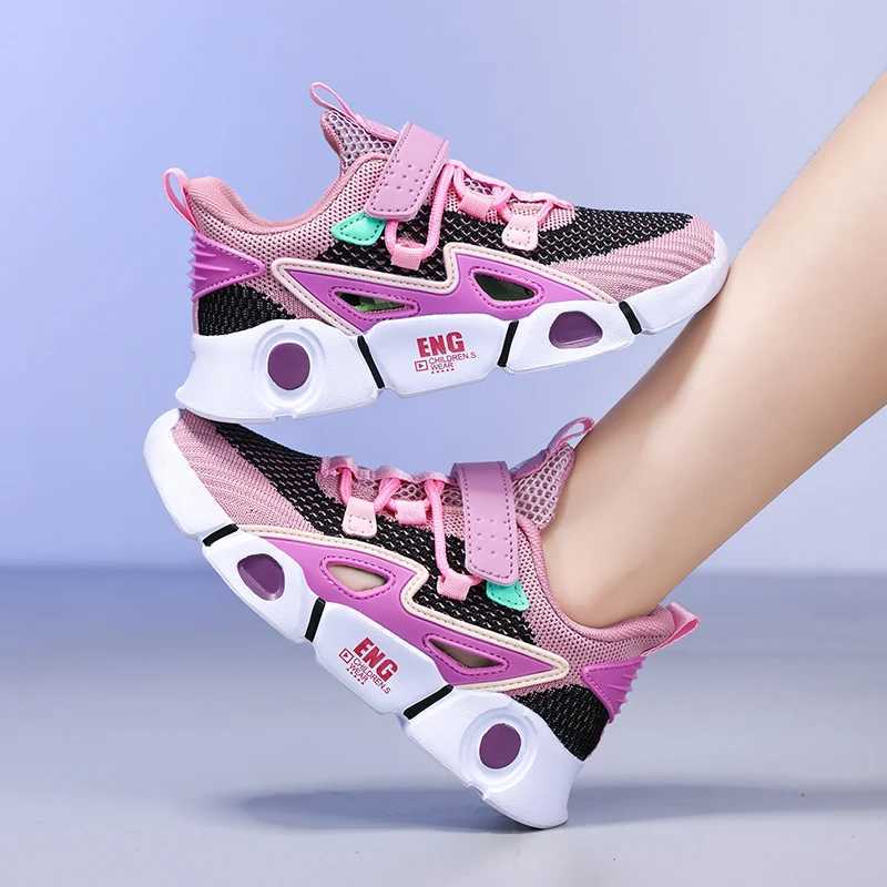 Fashionable summer childrens mesh hollow casual boys breathable lightweight and slip resistant tennis shoes for girls W250318 XJ260303