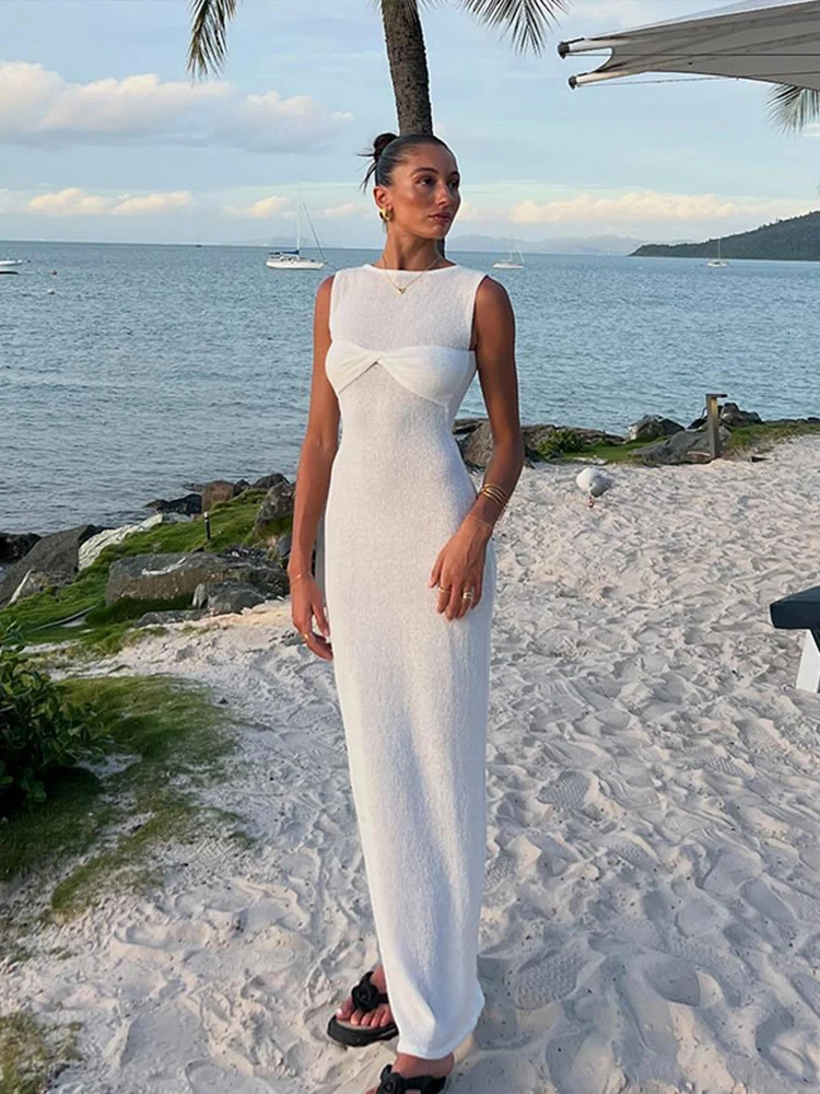 Knitted Sleeveless See Through Dress Women O-neck Slim Sexy Beach Maxi Dresses 2025 Summer White Hip Package Party Beachwear 250318
