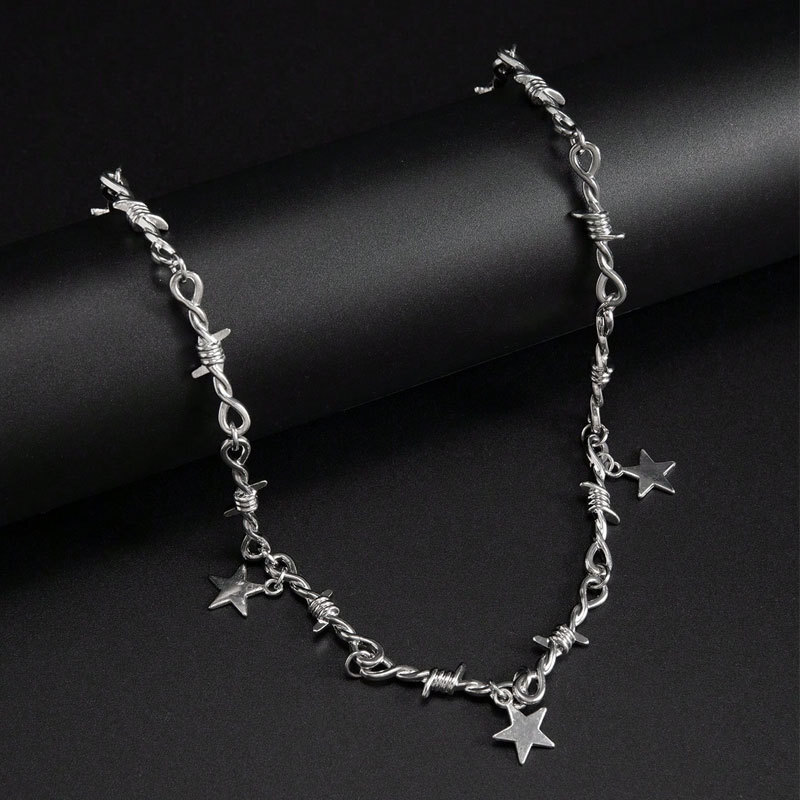 Hip Hop Thorn Patchwork Necklace Unisex All-in-one Alloy Lock Pendant Necklace Jewelry