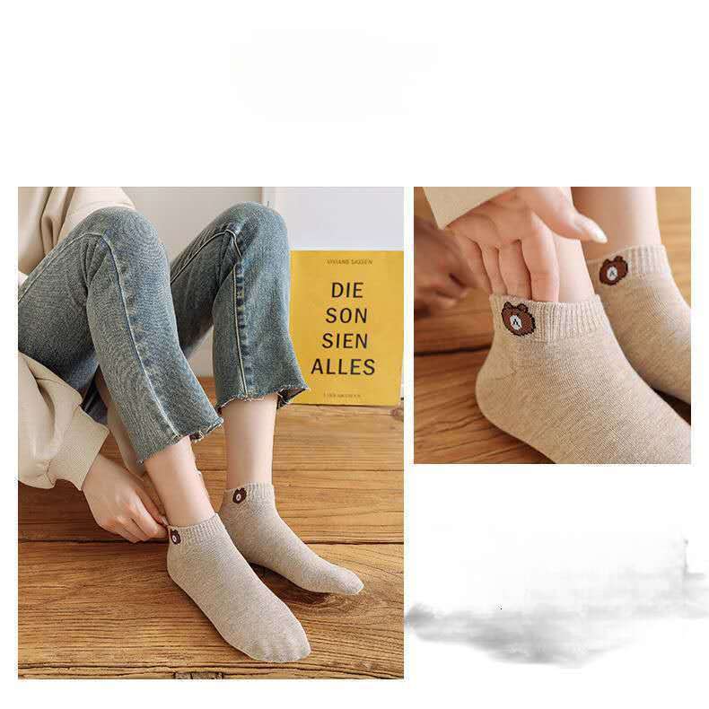 Sock Designer Designer Socks for Women Zhuji Spring and Autumn Ins Little Bear Womens Low Top Medium High Barrel Boat Socks Mens Short