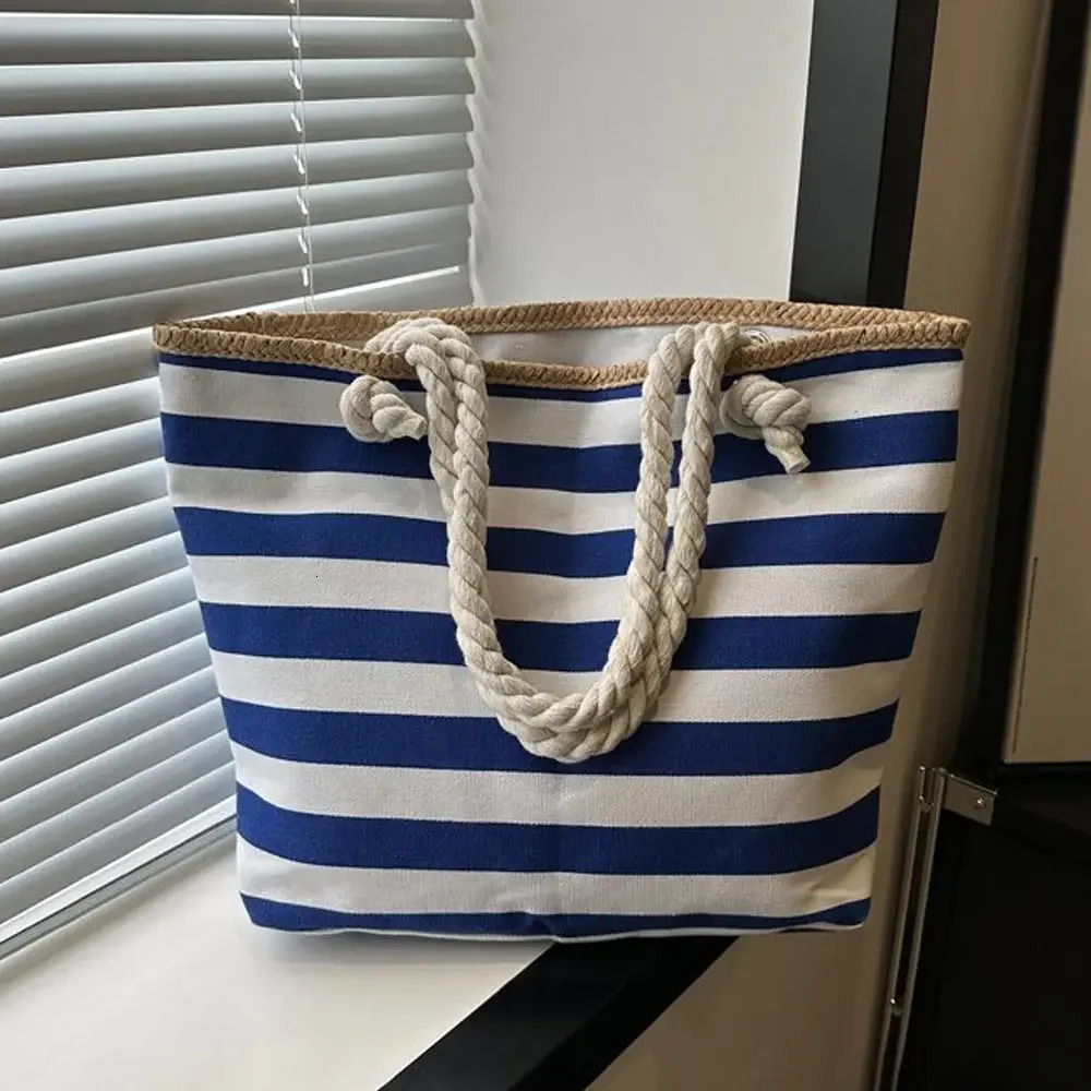 The new fashion handbags 2025 Lady Canvas Tote Bags Lady Design Purses For Females beach bag striped bag R250318