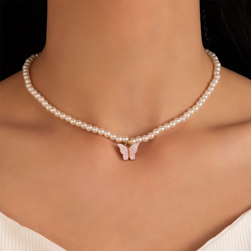 Imitation Pearl Acrylic Butterfly Pendant Necklace Women's Bohemian Choker Collarbone Chain Jewelry