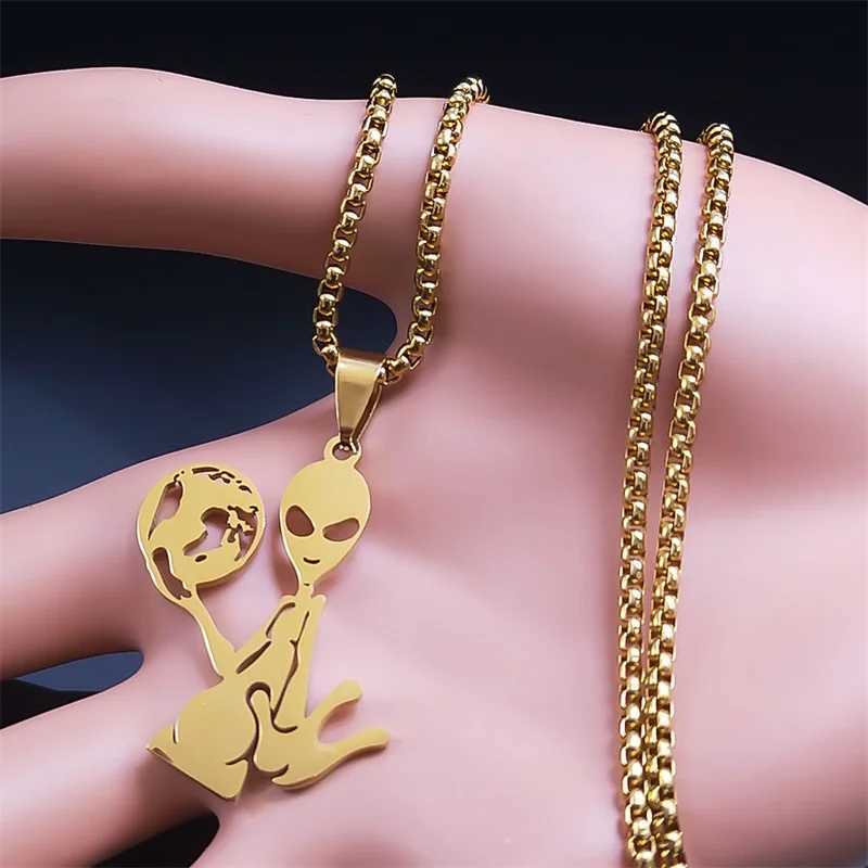 Y2K Alien Earth Pendant Necklace for Women/Men Stainless Steel Humanoid Chain Necklaces Fashion Jewelry necklaces for women W250318
