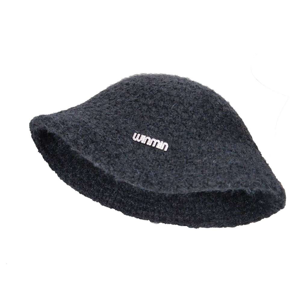 Small elegant knitted autumn and winter woolen for women, warm fisherman hat, casual basin hat