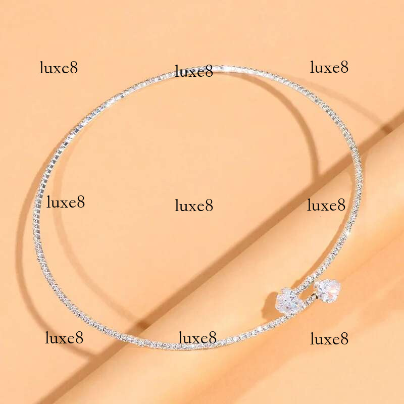 Fashion Rhie Heart Choker for Women Simple Open Collar Necklace Torques Jewelry Accessories