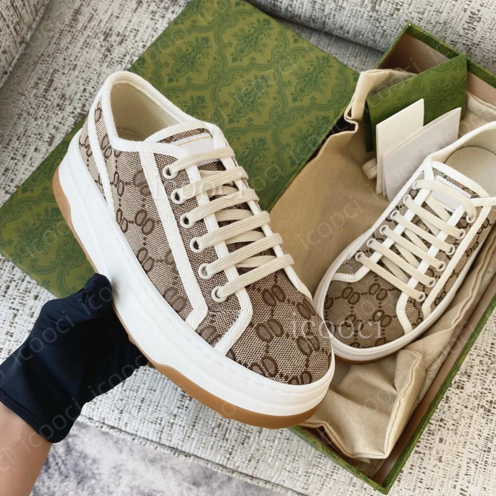 classic Designer shoe Italy low-cut 1977 Tennis Women Casual Shoes high top Letter High-quality Sneaker Beige Ebony Canvas Tennis Shoe Fabric Trims loafers 005
