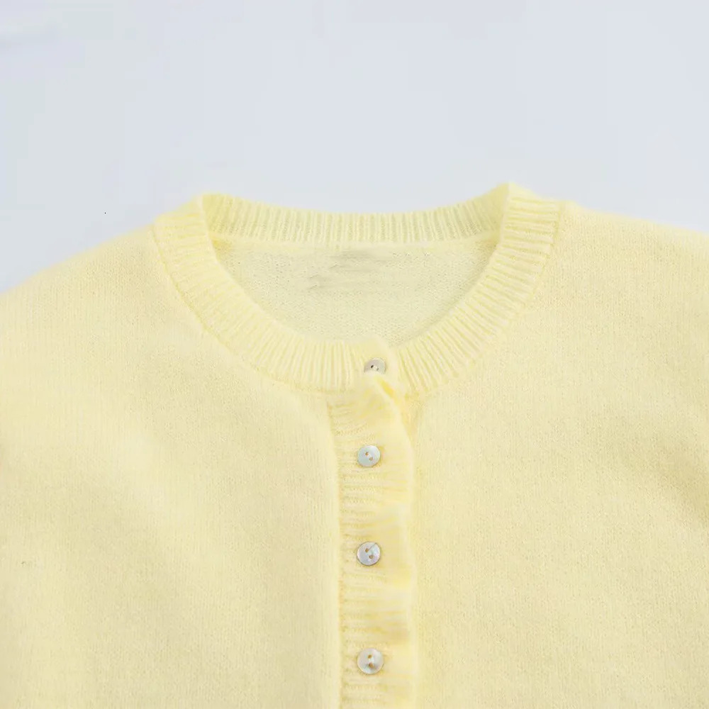 ZBZA Womens Ruffle Knitted Cardigan Round Neck Long Sleeve Single Breasted Ruffle Top Spring and Summer Casual Chic Sweater 250318