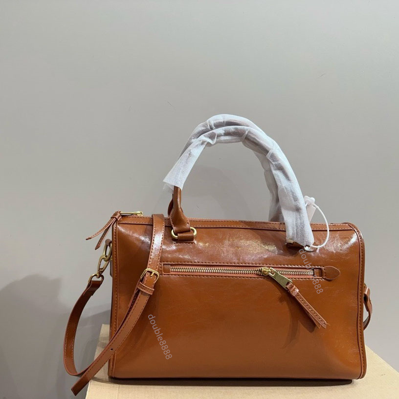 Luxury Designer Women's Fashion Shoulder Bag Casual Crossbody Bag Armpit Bag Travel Bag Biker Bag Fashion Handbag Tablet Laptop Bag Shopping Bag Duffle Bag