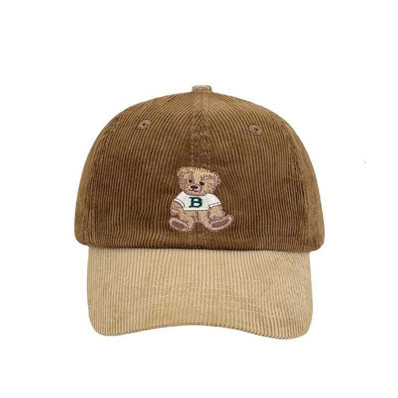 Corduroy duckbill for women in spring and autumn, color blocked brown bear, big head circumference, face highlighting, small baseball cap