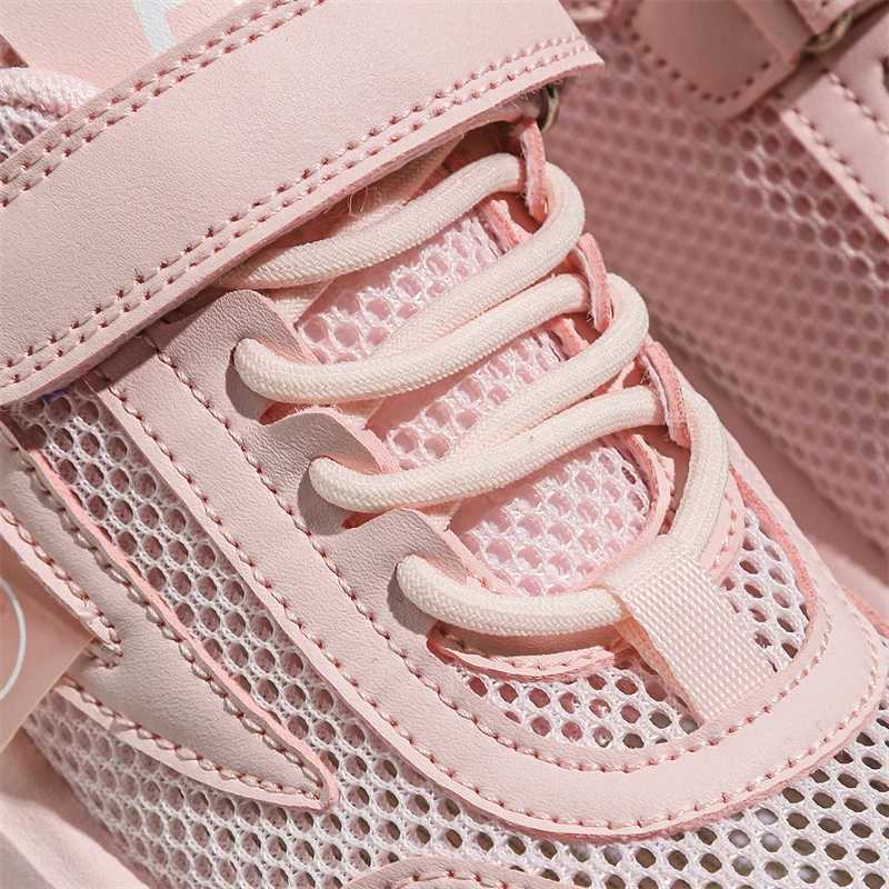 Boys girls sports shoes childrens tennis running shoes childrens air mesh sports gym lightweight breathable shoes soft school coaching machine W250318