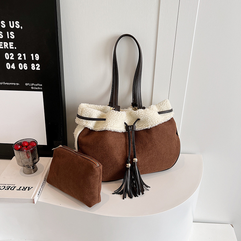 New Trendy Designer Original Women s Handbag Plush Splicing Drawstring Bucket Crossbody Bag Large Capacity Fashionable Shoulder Bag Tassel Casual Stor