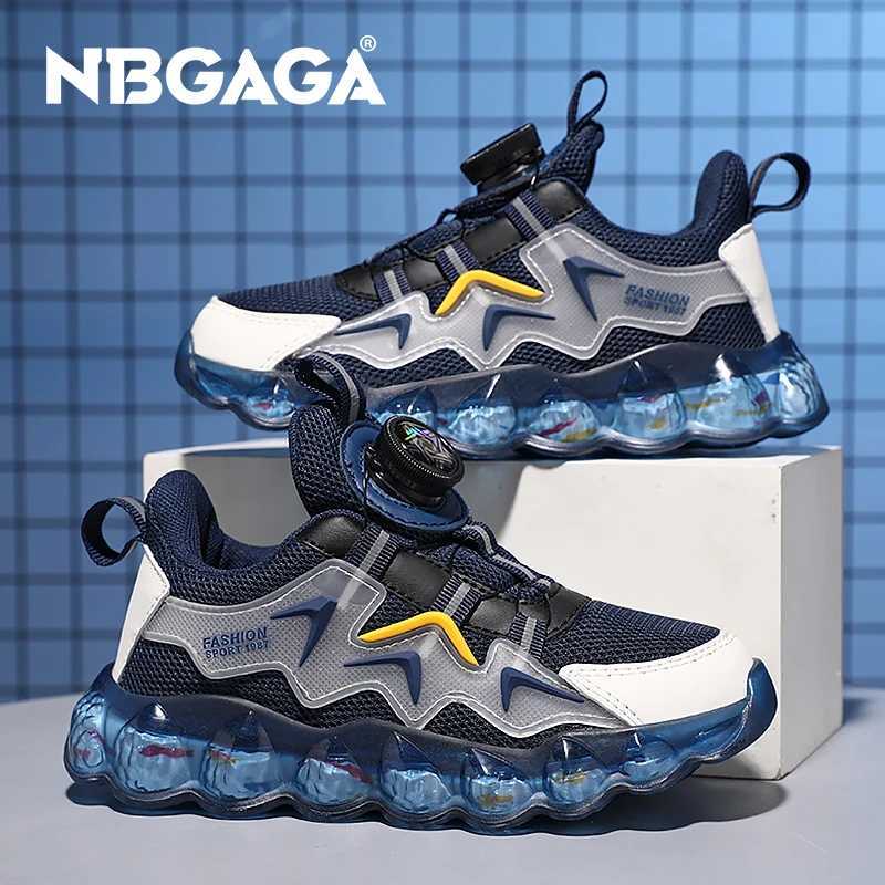 Childrens fashionable sports shoes boys running casual shoes comfortable mesh outdoor childrens casual tennis lightweight sports shoes W250318