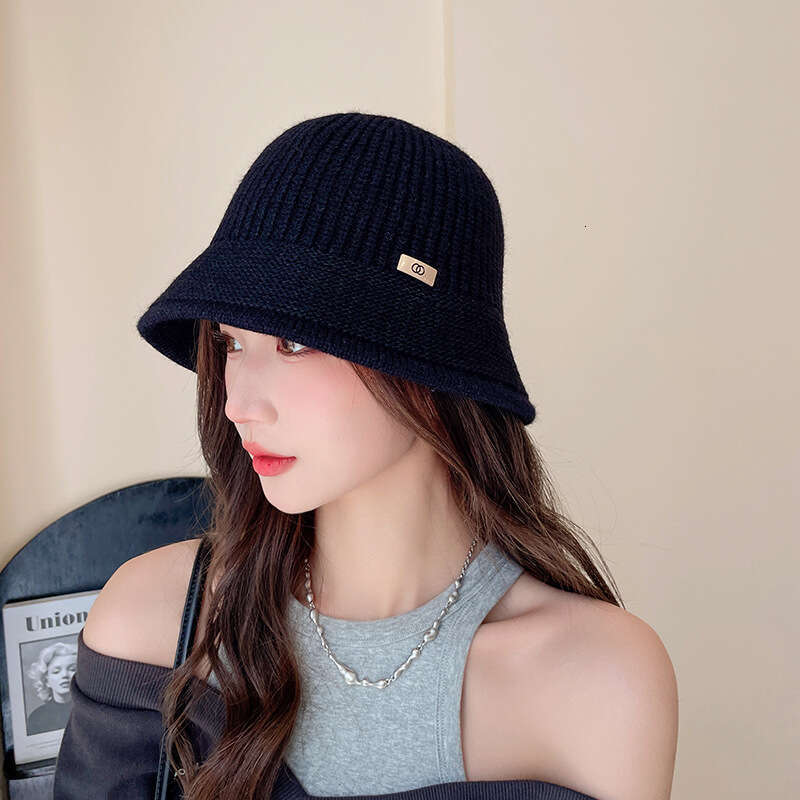 2024 New Autumn and Winter Premium Fragrant Knitted Casual Fashion Bucket Show Face Small Fisherman Hat