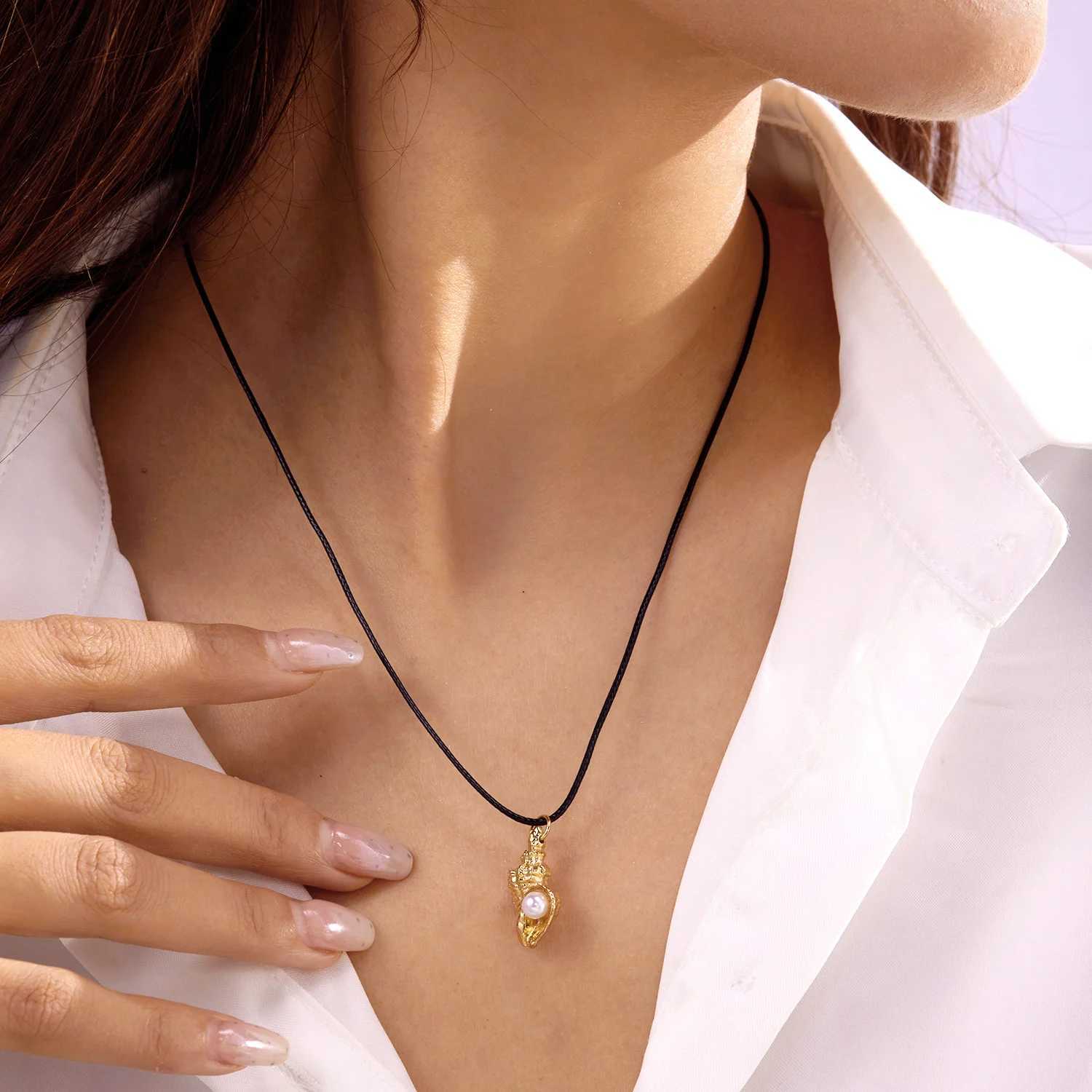 Fashion Simple Ocean series playful leather chain necklace mens metal starfish shell pendant necklace jewelry W250318