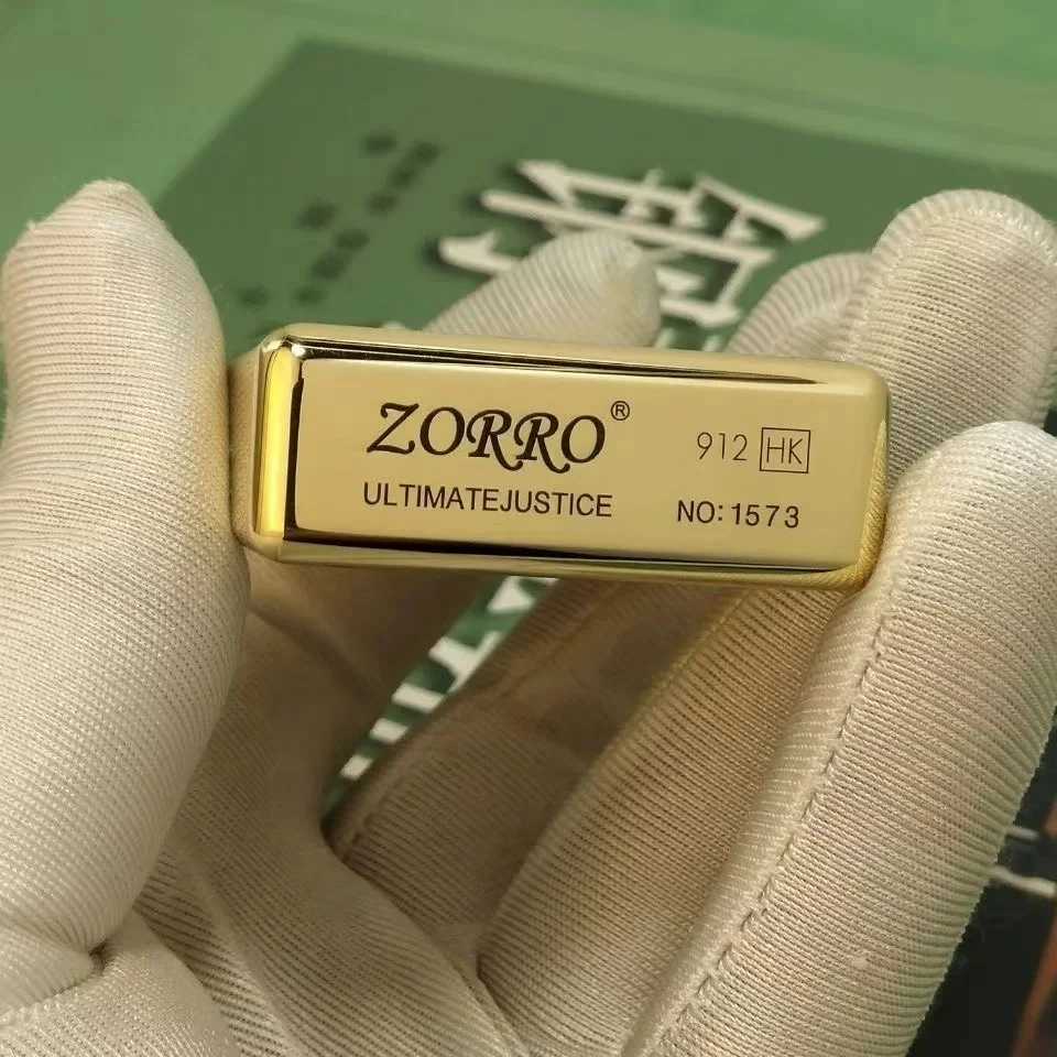 Zorro 912 Retro High End Waterproof Sealed Armor Constantine Kerosene Lighter 3/5 Hinge Metal Petrol Lighter Mens GiftC250318