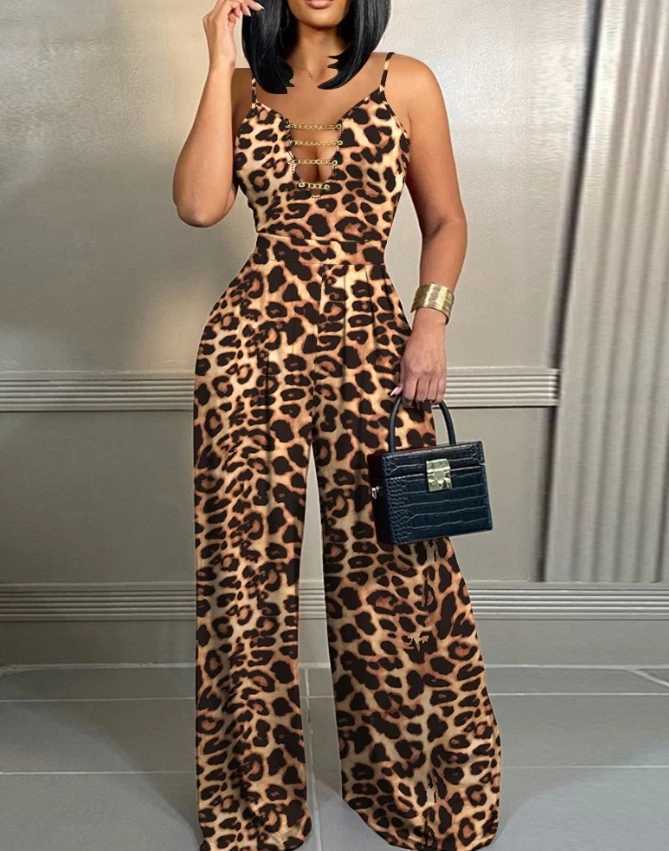 Womens fashion jumpsuit for spring/summer 2024 latest sexy pleated leopard print chain spaghetti strap pleated jumpsuit X250318