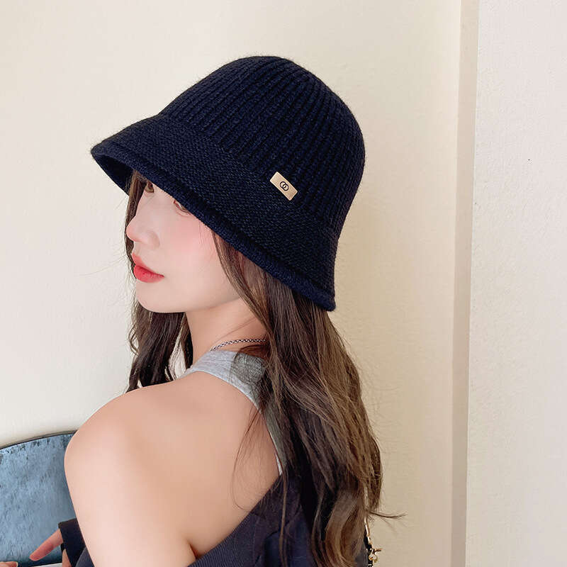 2024 New Autumn and Winter Premium Fragrant Knitted Casual Fashion Bucket Show Face Small Fisherman Hat
