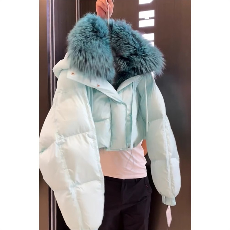 Shenzhen Nanyou high-end super beautiful blue short cotton jacket for women's winter 2024 new fashionable and stylish thick coat