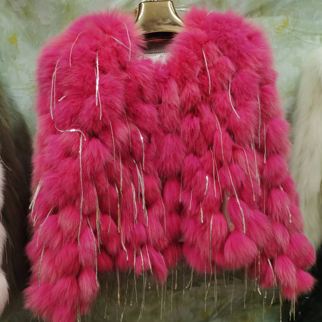 Fashionable new net red Tiktok same fox coat women's car stripe tassel short real fur grass autumn and winter