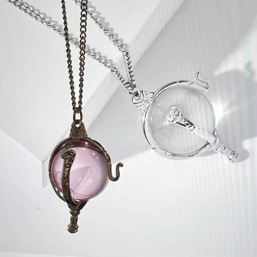 Kandrakars Heart Pink Crystal Pendant Innovative Fashion Romantic Cartoon W.I.T.C.H. Jewelry Childrens Dream Gift W250318