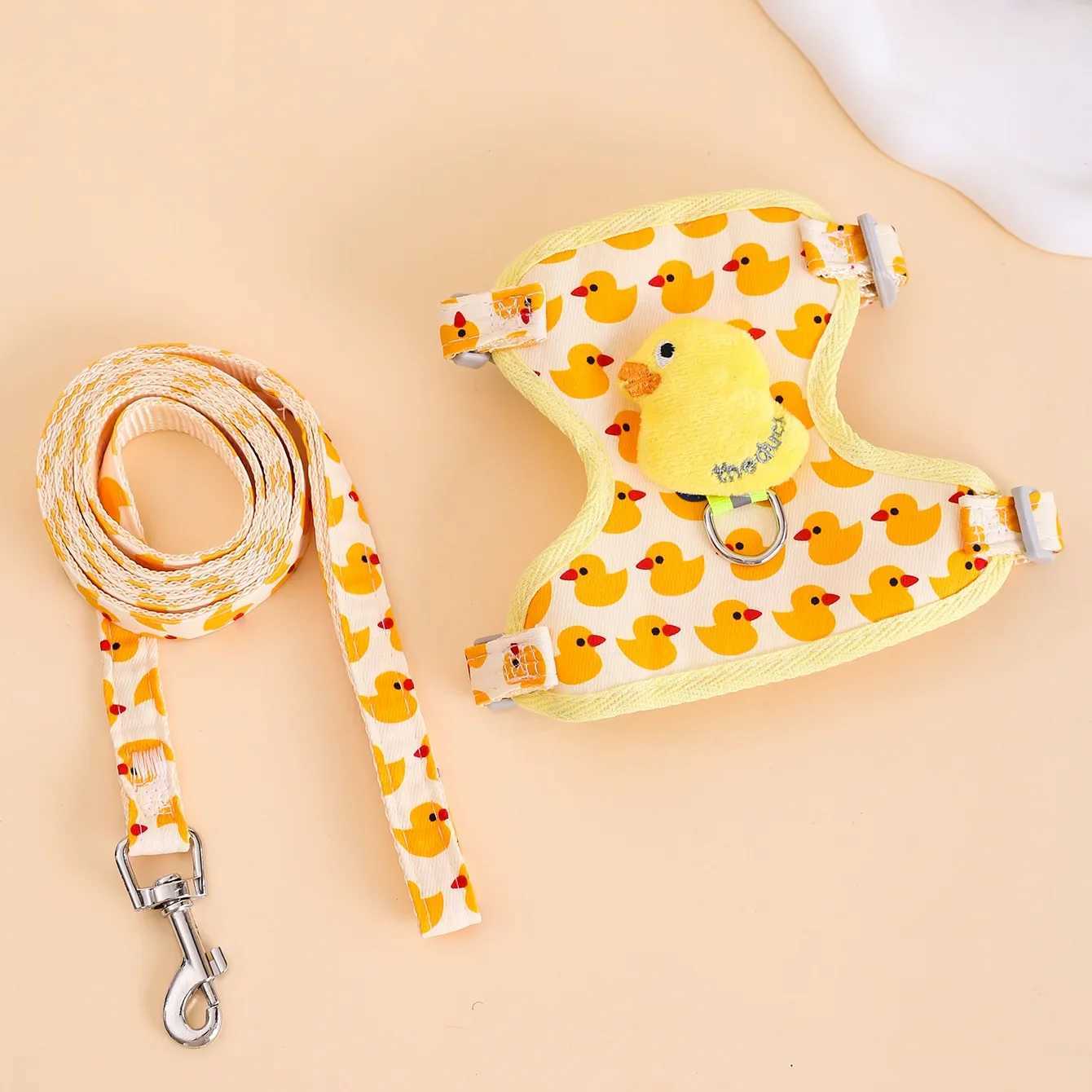 Cat Leash Cute Little Yellow Duck Anti-breakaway Vest Style Adjustable Pet HarnessT250318