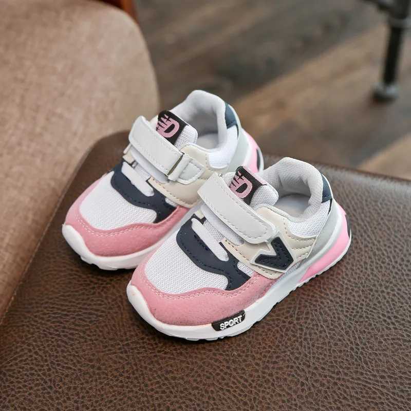 Kids tennis shoes boys girls sports running non slip boy casual soft sol childrens mesh shoes Non-slip breathable seasonal shoe W250318