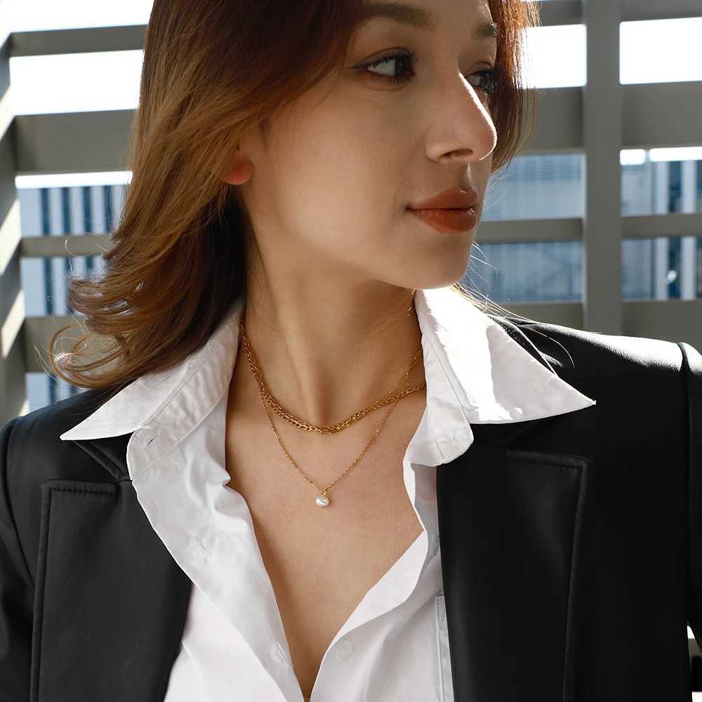 Youthway Natural Pearl Pendant Multi layer Necklace Stainless Steel Waterproof 18K PVD Galvanized Jewelry Accessories Gift W250318