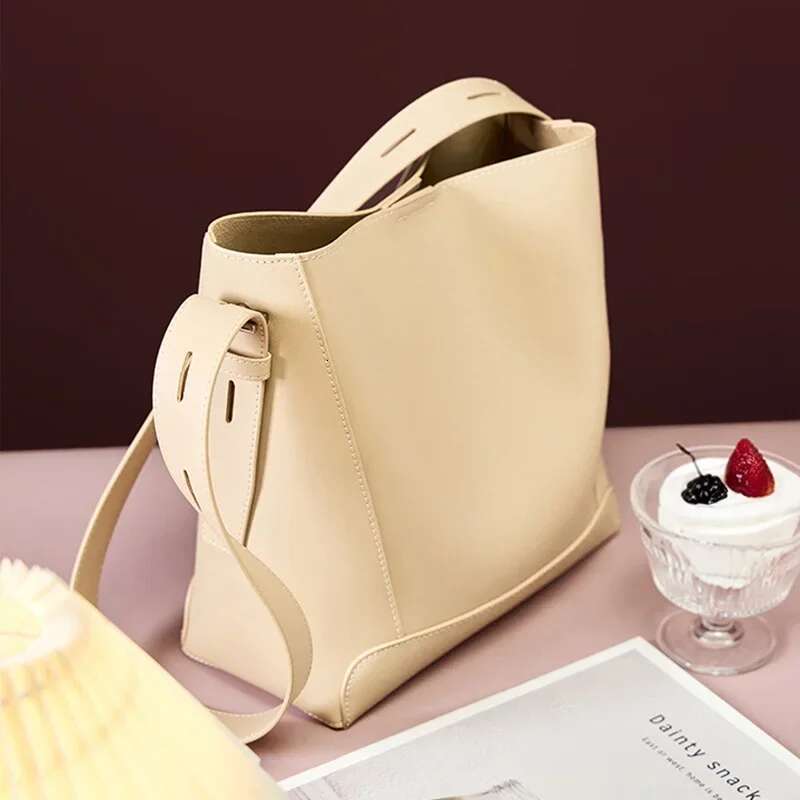 2023 Women's Bucket Bag Genuine Leather Ladies Commute Handbags High Quality Female Shoulder Bags Large Totes Camel Black