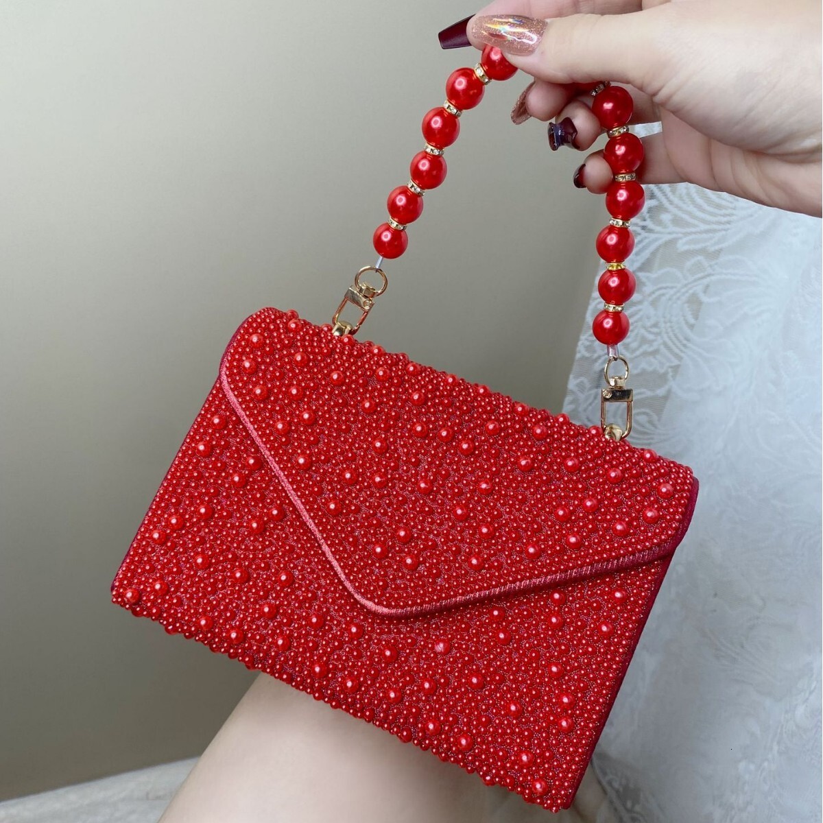 2025 Light Luxury Pearl Banquet Bag Fashion Designer Women s Flip Up Handbag Social Celebrity Evening Dress Bag Handbag Casual Wallet Crossbody Bag