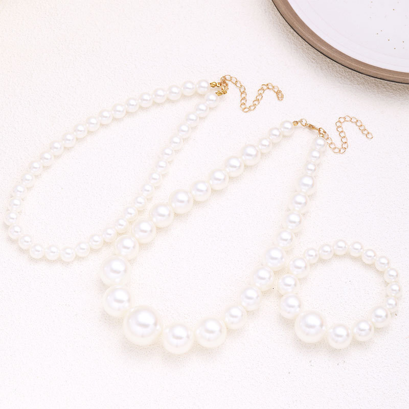 Large Pearl Necklace Bracelet Set Women's Exaggerated Beaded Artificial Pearl Collar Hand Accessories