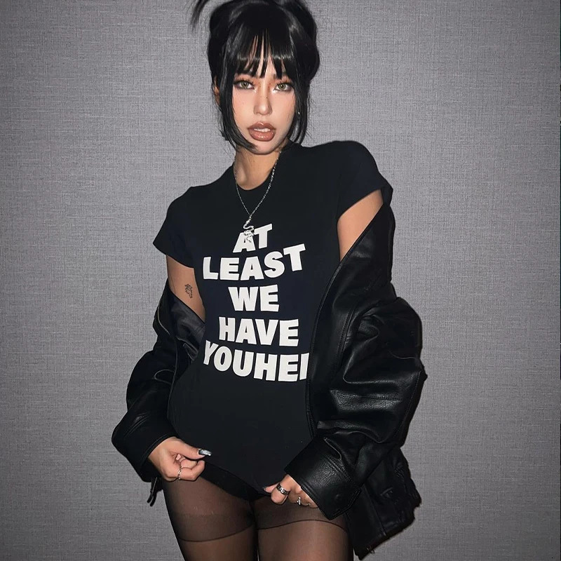 Women T-Shirt Y2k Tops Crop Top Letter 2000s Harajuku Summer Korean Fashion Streetwear Gothic Short Sleeve Aesthetic Clothing 250318