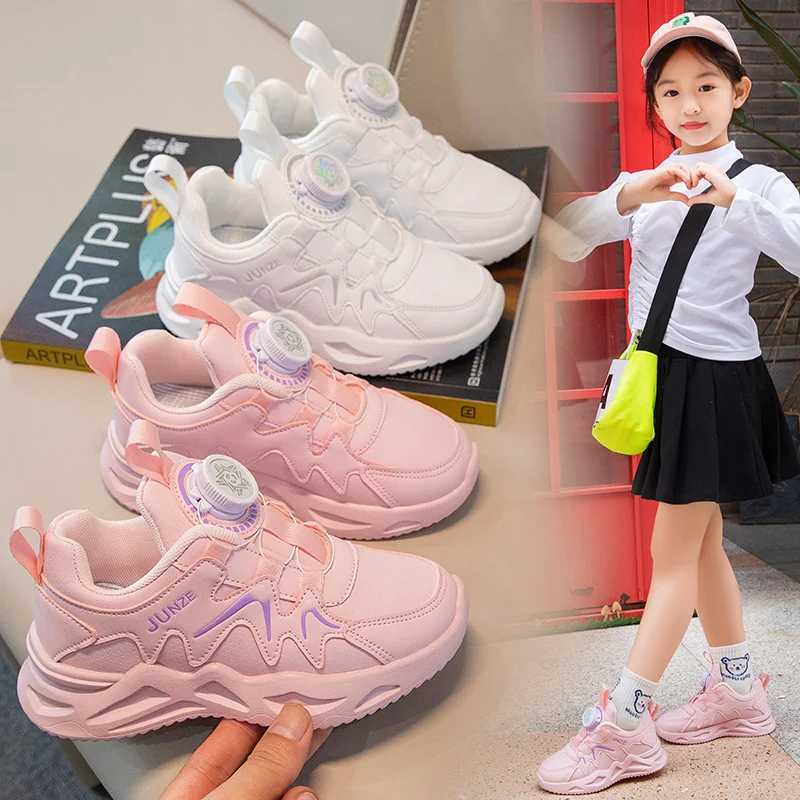 2024 Spring/Summer Leather Sneakers and Casual Shoes Thick Soles Inner High Dad Shoes Student Shoes Flat Shoes W250318