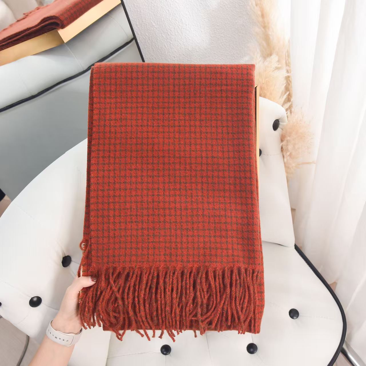 K162 Imitation cashmere scarf for women, high-grade plaid scarf, Korean style, fashionable temperament, autumn and winter, thick and warm outer shawl