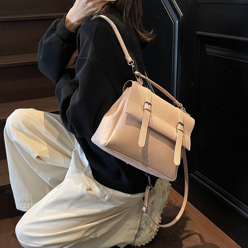 Women S High End Handbag New Trendy Large Capacity Official British Casual Backpack Small Shoulder Bags