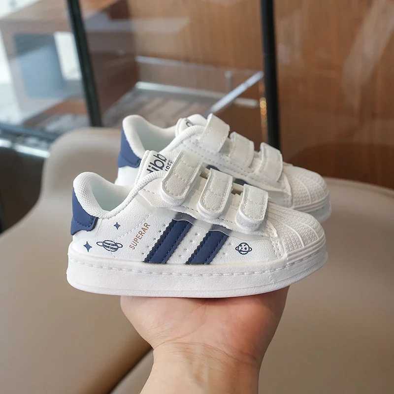 Childrens Baby Sneakers Blue Leather Boys Girls Toddler Shoes Four Seasons Models Pink Versatile Non-slip Small Kid Single ShoesXJ250318