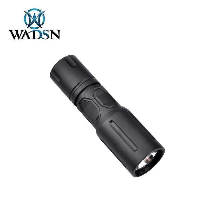 WADSN Metal Tactical PLHv2 Handheld Weapon Light 1000lm Outdoor Hunting Battle Flashlight Pistol Portable Torch Helmet Accessories X250318